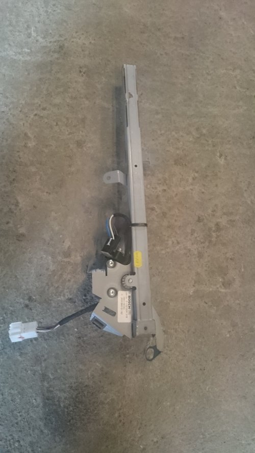 Centura cu motoras culisare dreapta fata Mercedes clk w209 A2038600182