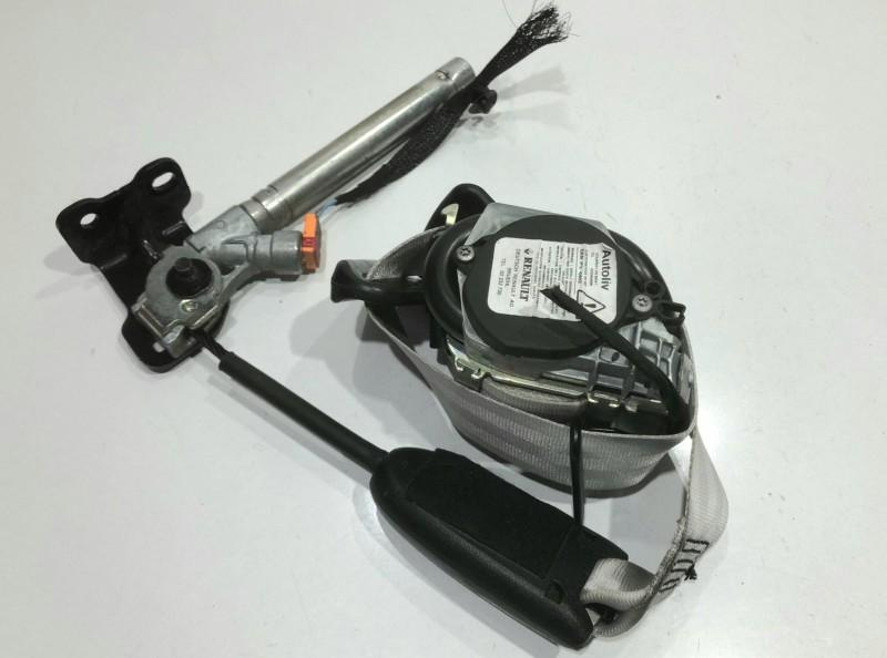 Centura de siguranta cu capsa pirotehnica dreapta fata 1.5 dci K9K (846) Renault Megane 3 [2008 - 2014]