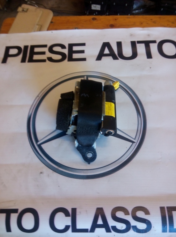 Centura de siguranta dreapta spate Mercedes w204