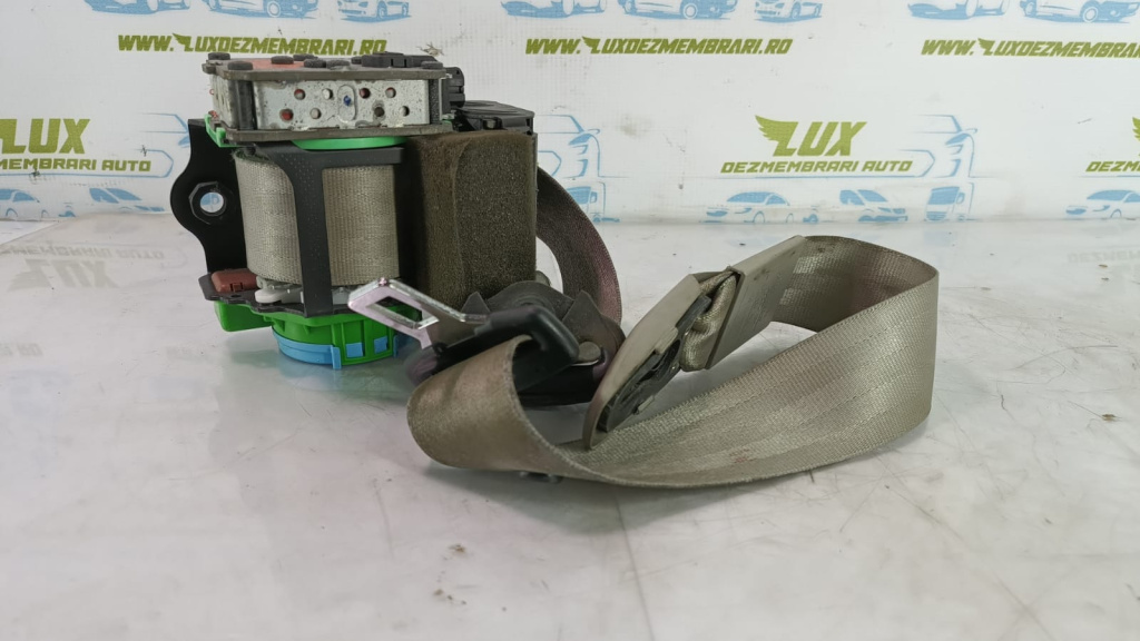 Centura dreapta fata 305797410 Audi A4 B8/8K [2007 - 2011] 2.0 tfsi CDNB