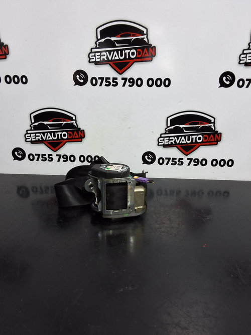 Centura dreapta fata Audi A4 (2001-2004) [8E2, B6] 1.9 Motorina 2004, 8E0857706G