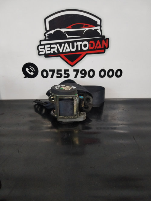 Centura dreapta fata Audi A4 (2001-2004) [8E2, B6] 1.9 Motorina 2002, 8E0857706B