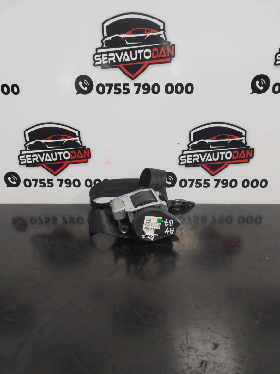 Centura dreapta fata Audi A4 (2004-2008) [8EC, B7] 1.9 Motorina 2007, 8E0857706G