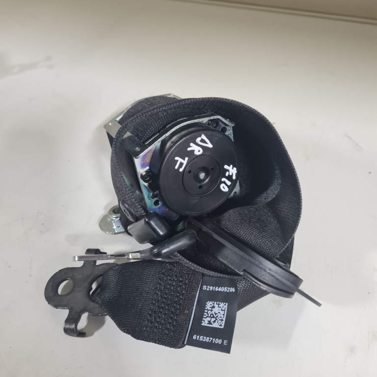 Centura dreapta fata BMW Seria 5 (2010-2017) [F10] 2.0 Motorina 2011, -