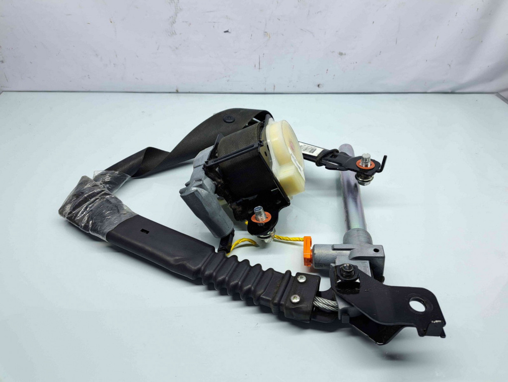 Centura dreapta fata Kia Sportage III [Fabr 2010-2016] 88820-3U200
