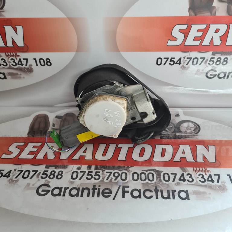 Centura dreapta fata Mercedes-Benz C-Class (2007->) [W204] 2.2 Motorina 2012
