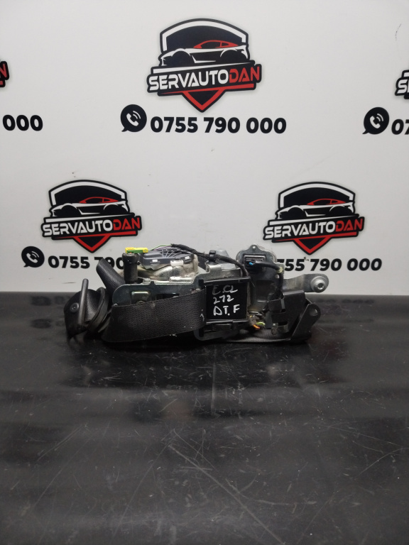 Centura dreapta fata Mercedes-Benz E-Class (2009->) [W212] 2.2 Motorina 2012, A2128606685