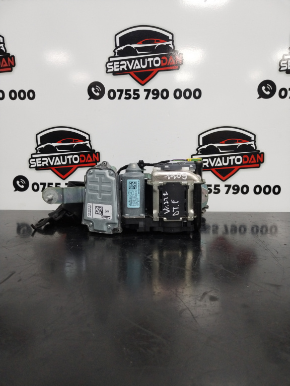 Centura dreapta fata Mercedes-Benz E-Class (2009->) [W212] 2.2 Motorina 2012, A2128606685