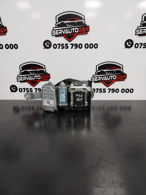 Centura dreapta fata Mercedes-Benz E-Class (2009->) [W212] 2.2 Motorina 2012, A2128607685