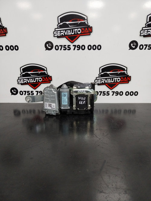 Centura dreapta fata Mercedes-Benz E-Class (2009->) [W212] 2.2 Motorina 2012, A2128607685