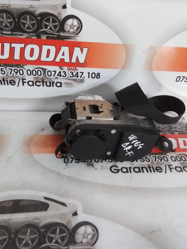 Centura dreapta fata Mercedes-Benz ML (2006-2011) [w164] 3.0 Motorina 2008