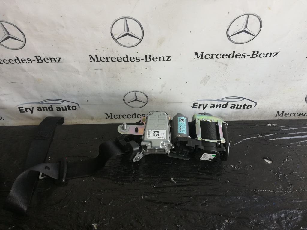 CENTURA DREAPTA FATA MERCEDES E CLASS COUPE W207