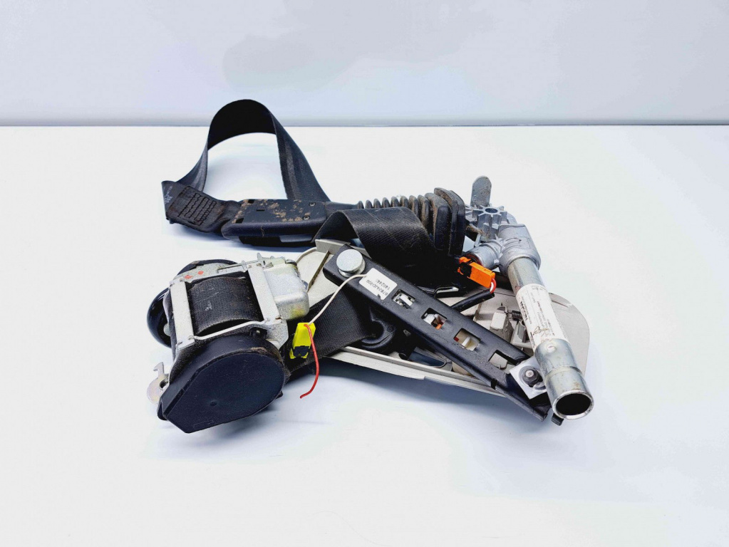 Centura dreapta fata Nissan Qashqai +2 [Fabr 2008-2013] 86884-JD000