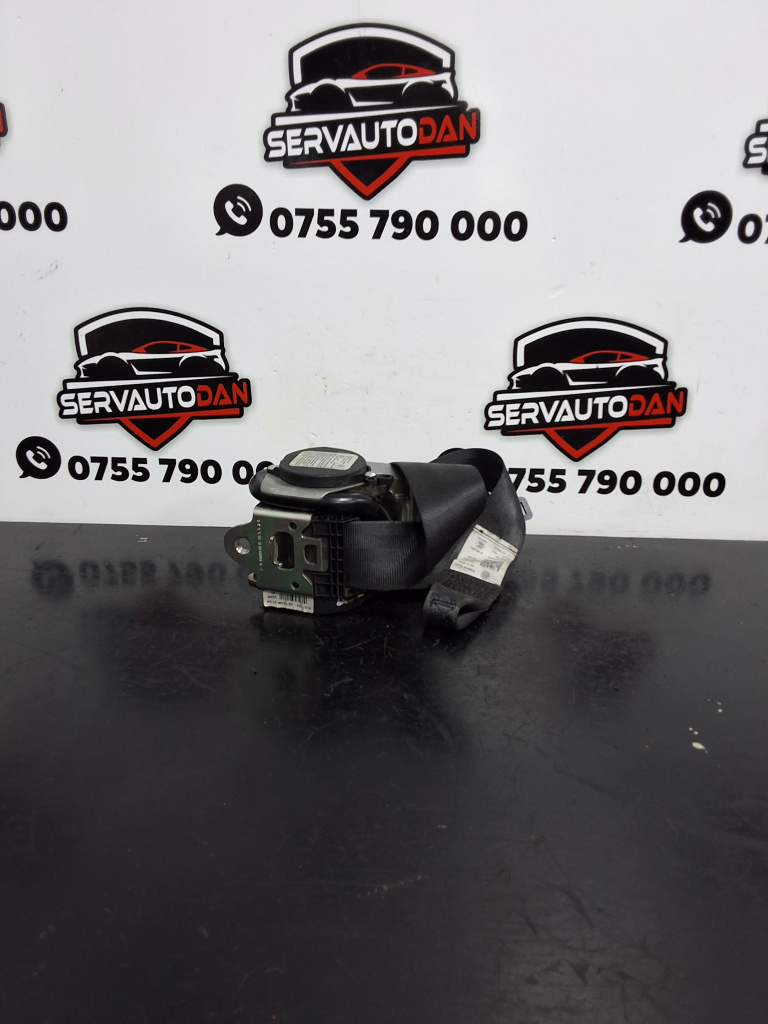 Centura dreapta fata Volkswagen Scirocco 3(2008-2014) 2.0 Motorina 2010, 1K8857706 / 2 USI