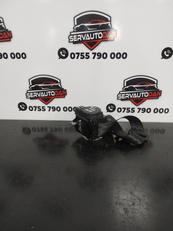 Centura dreapta spate Audi Q3 (2011-2017) [8U] 2.0 Motorina 2014, 8U0857805B