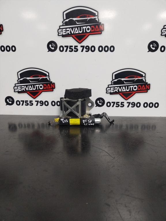 Centura dreapta spate Mercedes-Benz E-Class (2009->) [W212] 2.2 Motorina 2012, A2128605485