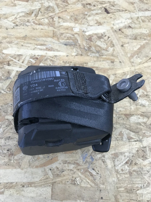 Centura dreapta spate VW Passat B6 TDI 170 GTSPORT R-LINE combi 2010 (3C9857806J)
