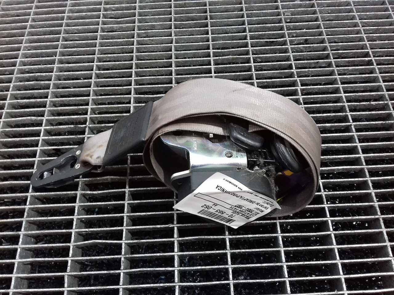 CENTURA FATA DREAPTA AUDI A4 A4 - - (2004 2007)