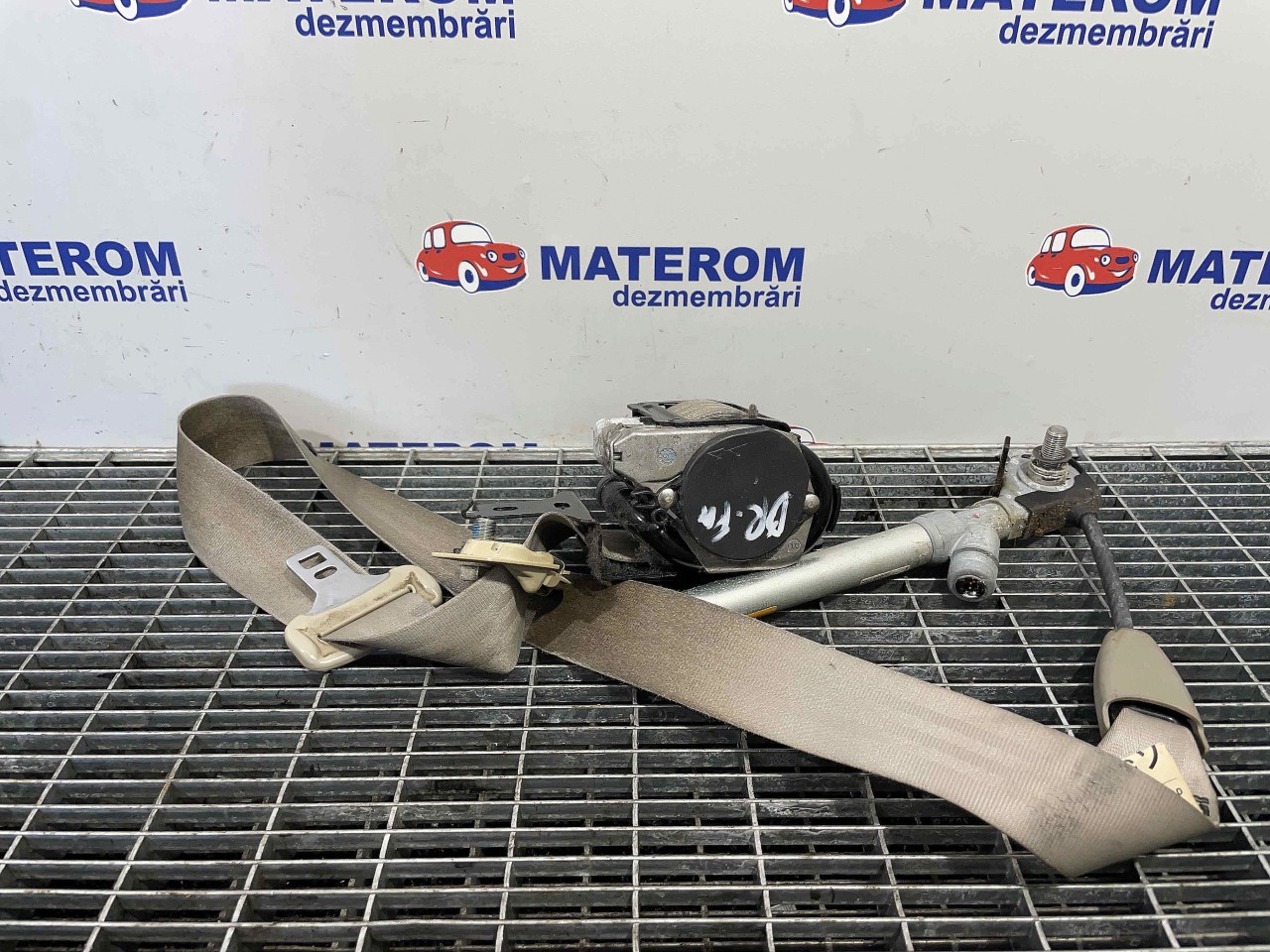 CENTURA FATA DREAPTA CITROEN C-CROSSER -