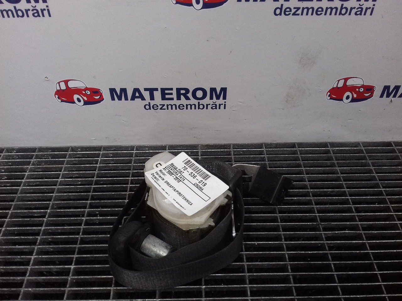 CENTURA FATA DREAPTA FIAT CROMA - - (2005 2010)