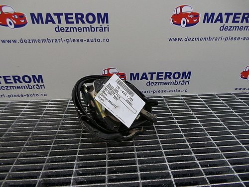 CENTURA FATA DREAPTA OPEL VIVARO - - (2006 2014)