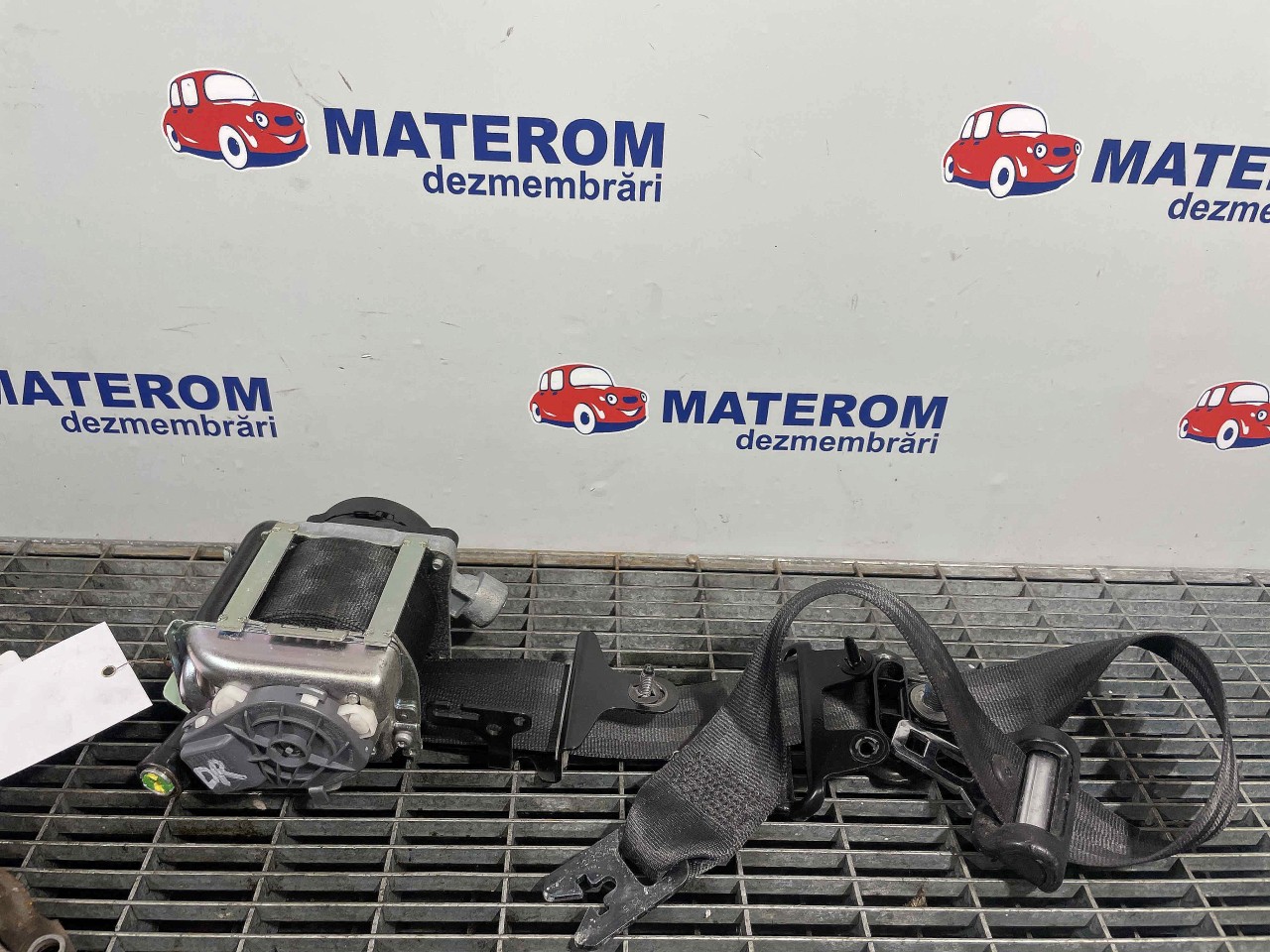 CENTURA FATA DREAPTA VOLVO S60 S60 - - (2011 2018)