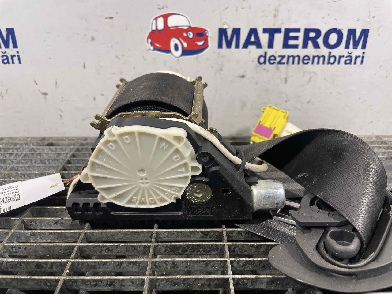 CENTURA FATA DREAPTA VW PASSAT PASSAT - - (2005 2010)