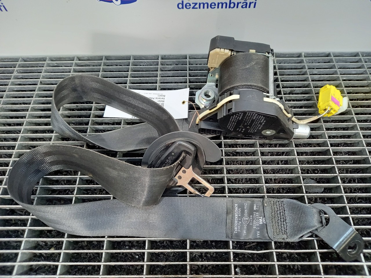 CENTURA FATA DREAPTA VW TOURAN TOURAN - - (2007 2010)