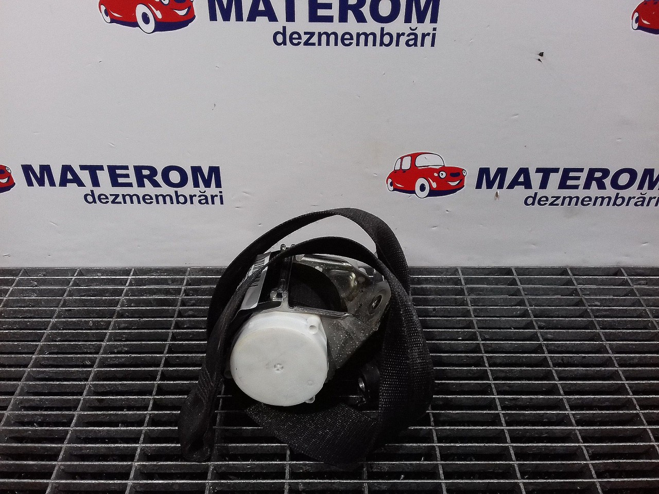 CENTURA FATA STANGA BMW SERIA 1 E 88 - - (2007 2013)