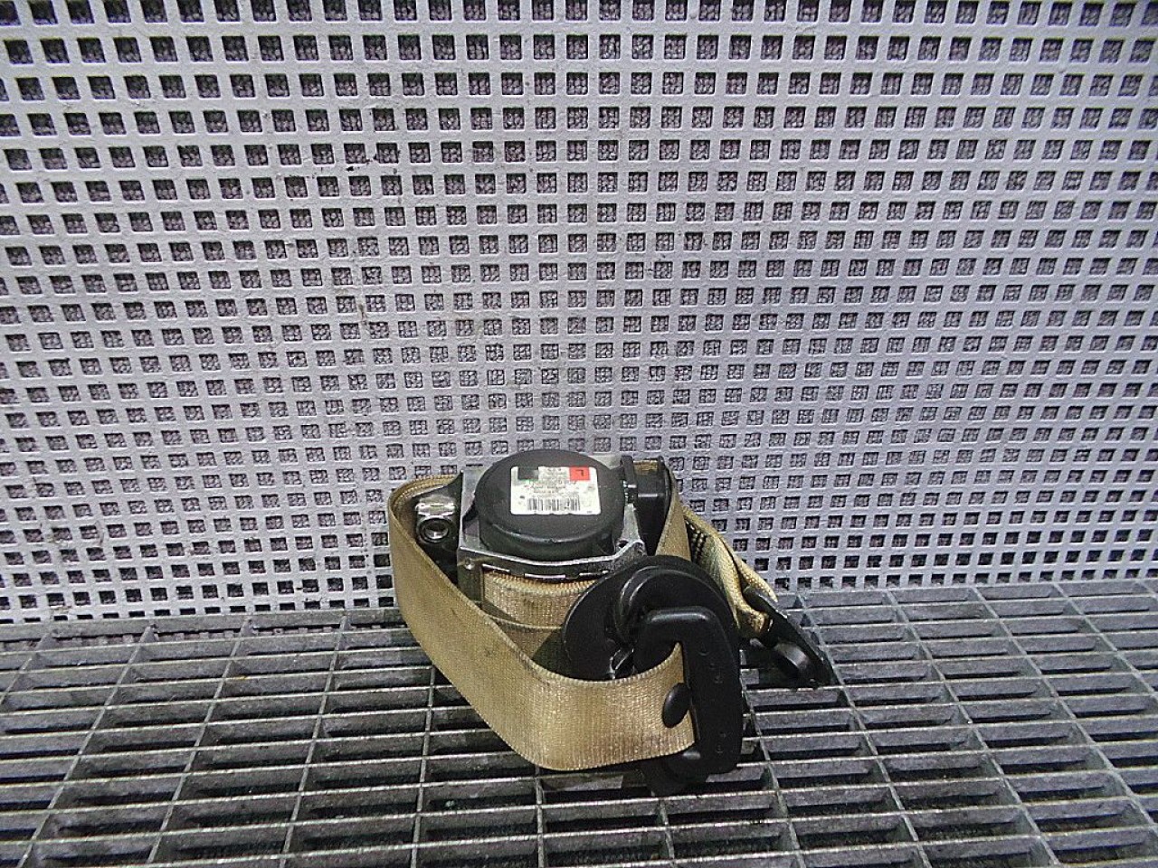 CENTURA FATA STANGA BMW SERIA 5 E 60 SERIA 5 E 60 - - (2004 2010)
