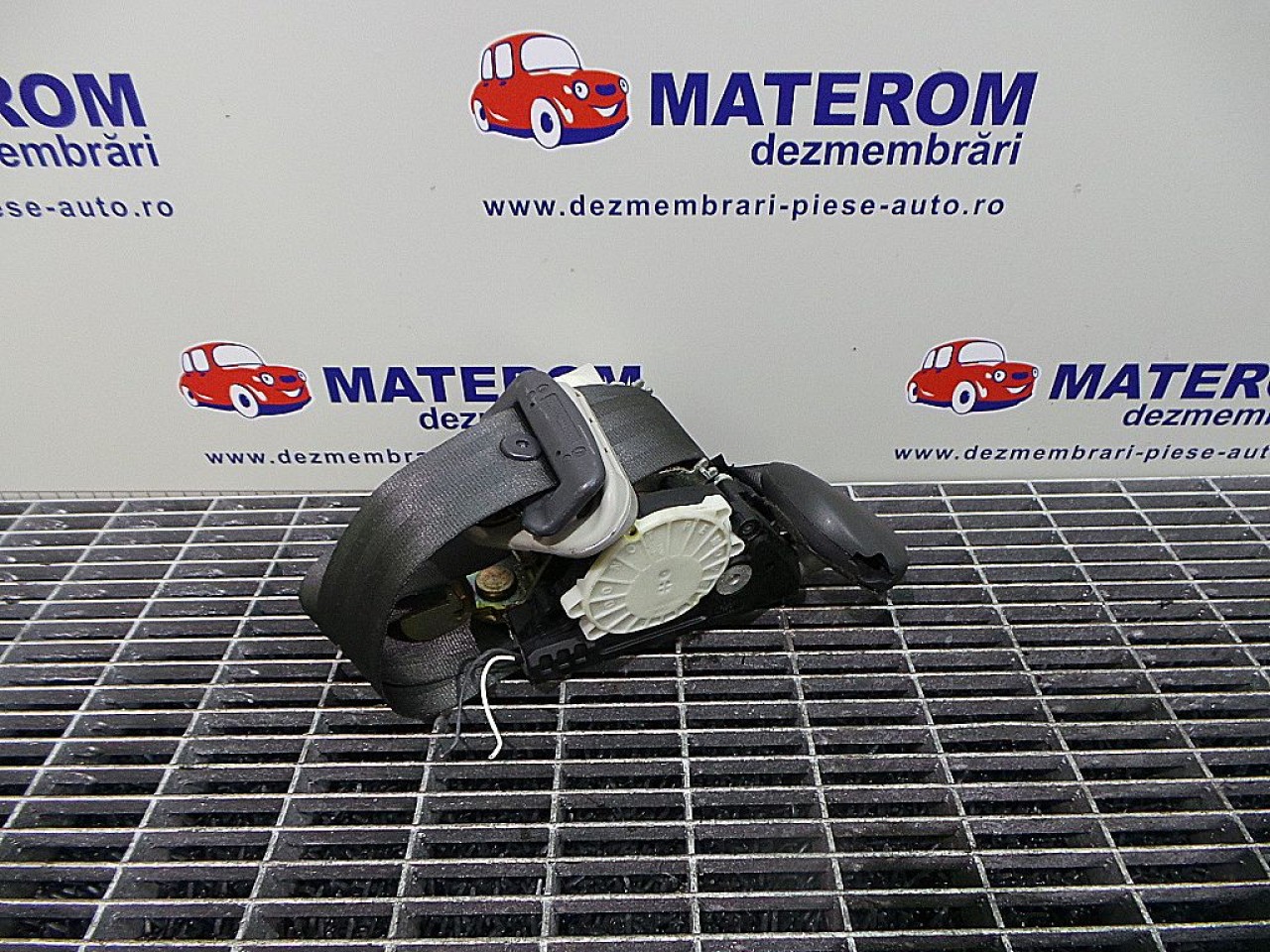 CENTURA FATA STANGA RENAULT MODUS - - (2004 2007)
