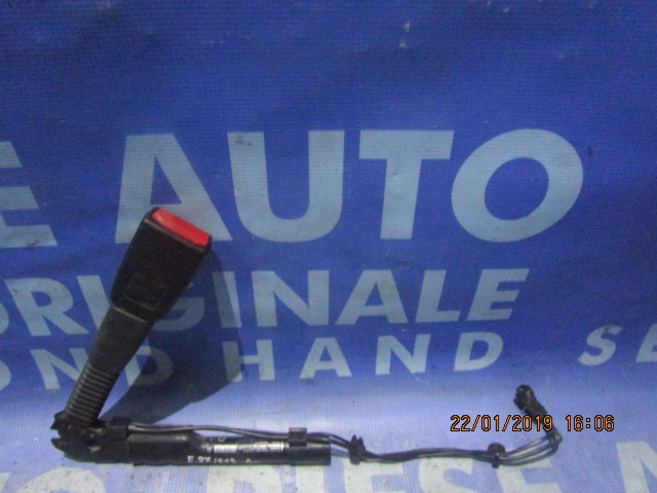 Centura siguranta BMW E87; 33044477D (priza fata)