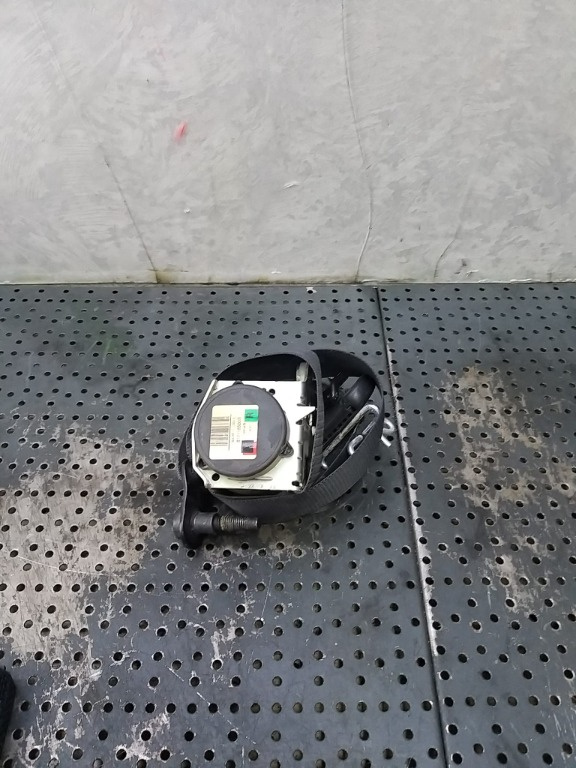 Centura siguranta dreapta fata ford kuga 1 610116500b