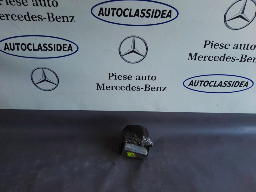Centura siguranta dreapta fata Mercedes c class w203 A2038600285