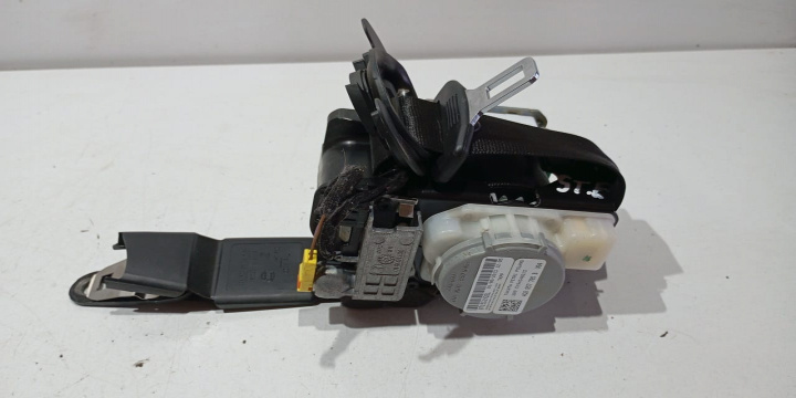 Centura siguranta fata stanga 4G8857705B Audi A6 allroad C7 [2012 - 2014]