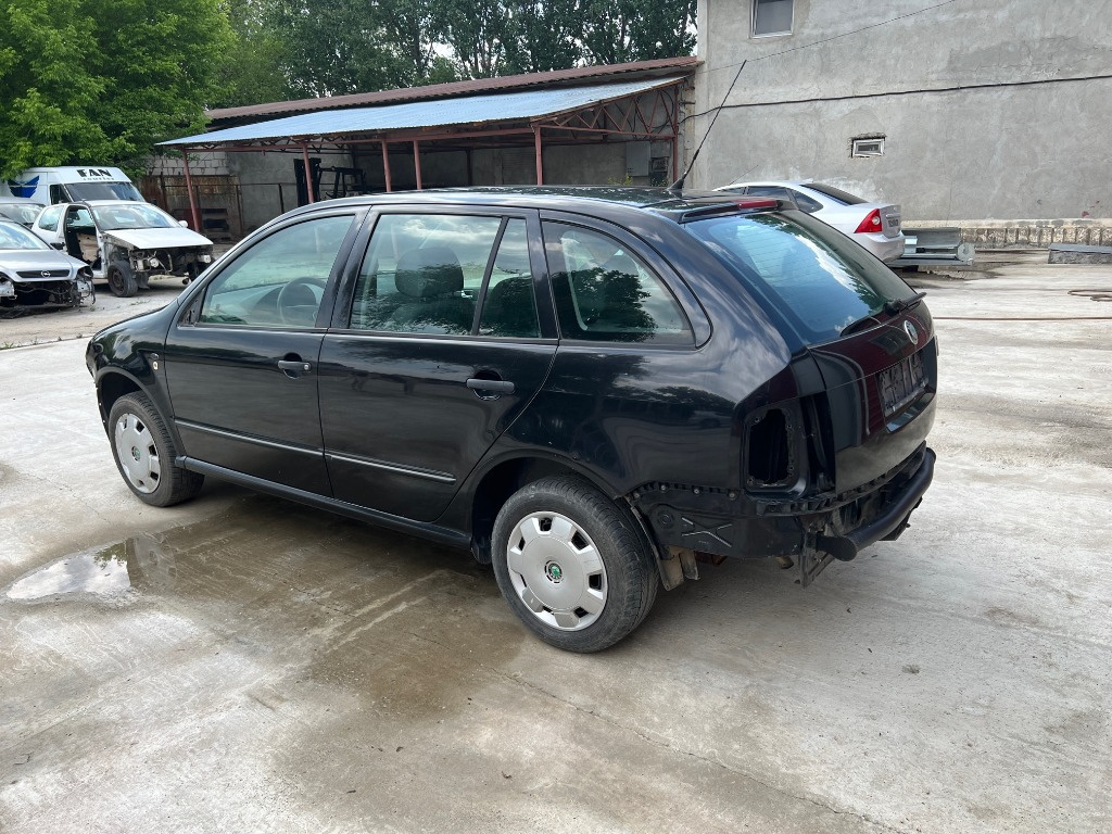 Centura siguranta spate Skoda Fabia I Combi 1.4 benzina an fab. 2000 - 2007