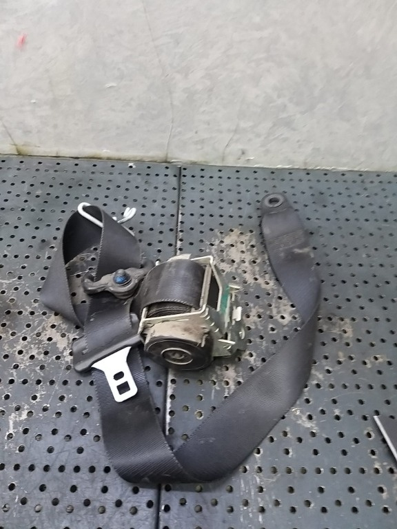 Centura siguranta stanga fata ford kuga 1 610116600b