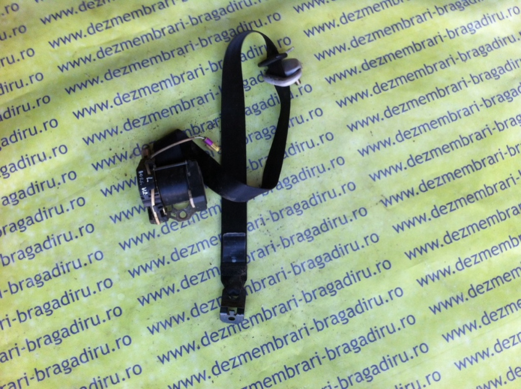 Centura siguranta stanga fata Volkswagen VW Bora [1998 - 2005] Sedan 1.6 16V MT (105 hp) (1J2) 16V