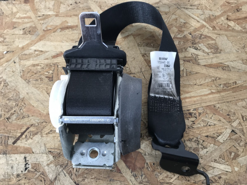 Centura siguranta stanga spate BMW X3 F25 M-Pachet suv 2012 (725844506)