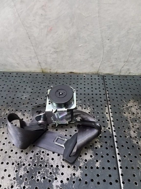 Centura siguranta stanga spate opel corsa e x15 13427752 367416257