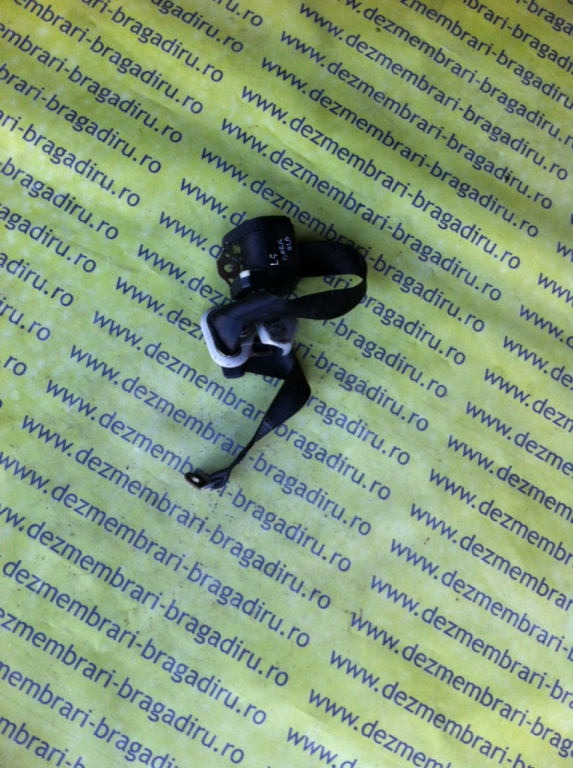 Centura siguranta stanga spate Volkswagen VW Bora [1998 - 2005] Sedan 1.6 16V MT (105 hp) (1J2) 16V