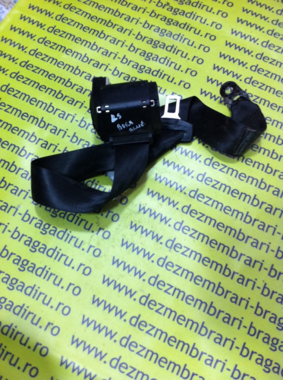 Centura siguranta stanga spate Volkswagen VW Bora [1998 - 2005] Sedan 1.6 16V MT (105 hp) (1J2)