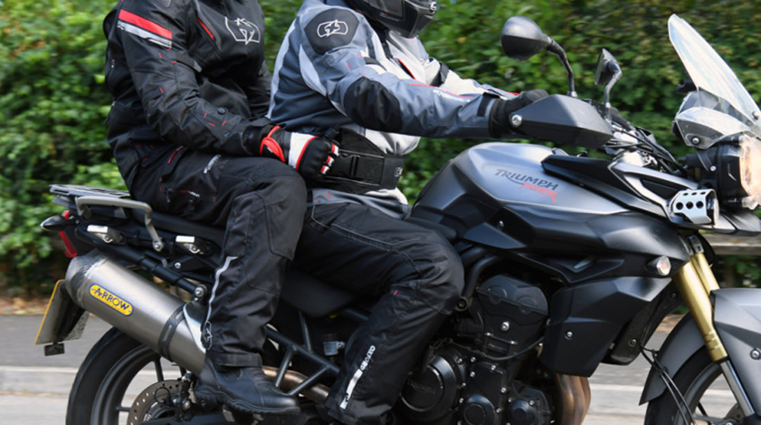 Centura Sofer Moto Cu Manere Pentru Pasager Oxford Rider Grips Pillion Grab Handles Negru OX740