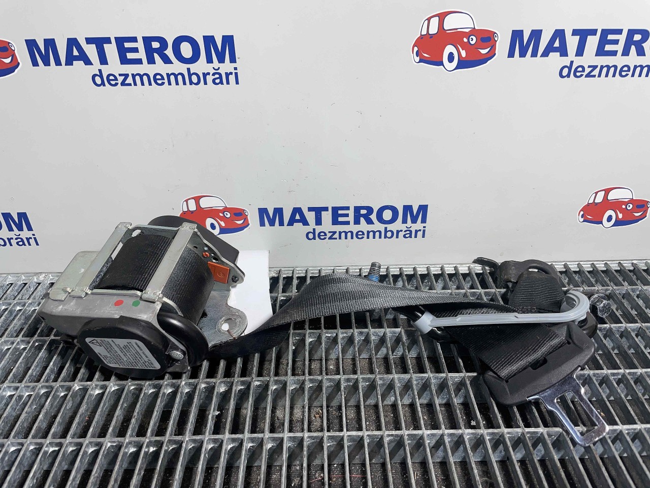 CENTURA SPATE DREAPTA VOLVO XC 90 - - (2015 2022)