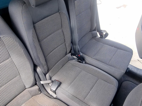 Centura spate mijloc Volkswagen Touran (1T1, 1T2) [Fabr 2003-2010] 2.0 TDI BKD 103 KW / 140CP
