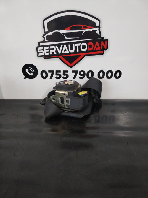 Centura stanga fata Audi A4 (2001-2004) [8E2, B6] 1.9 Motorina 2002, 8E0857705B