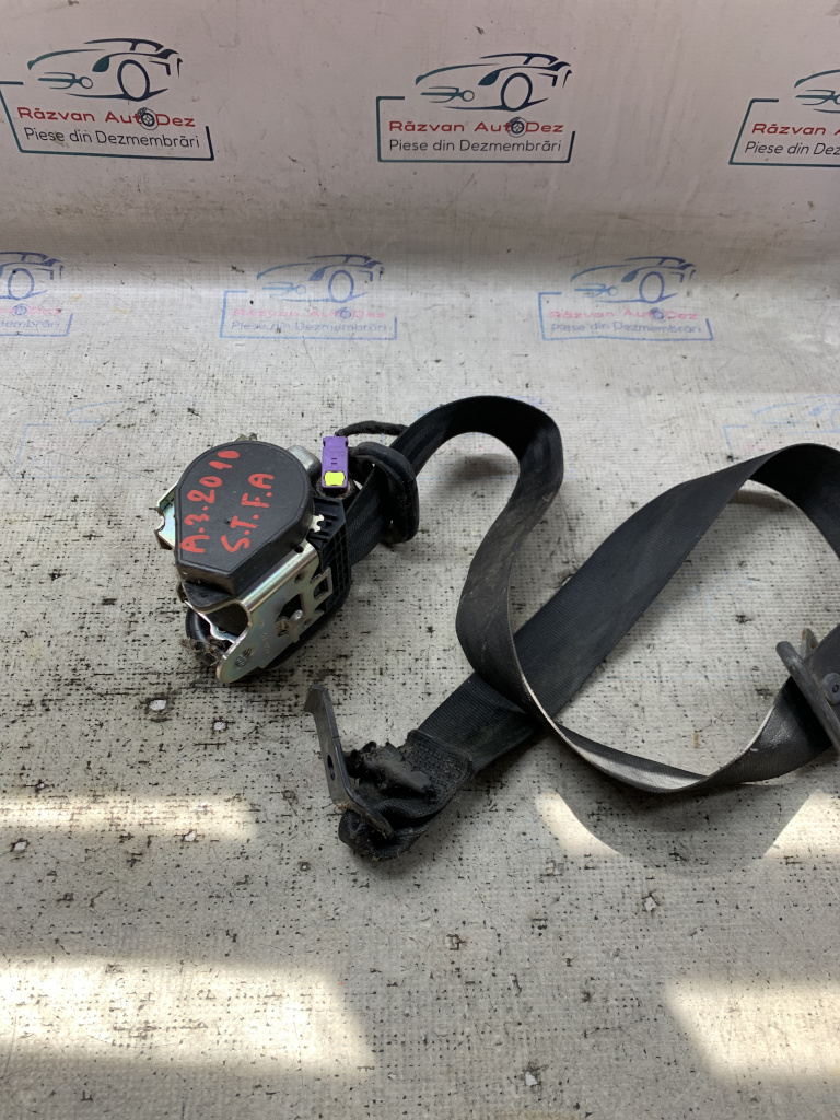 Centura stanga fata cu capsa Audi A3 - Motorina 2010, -