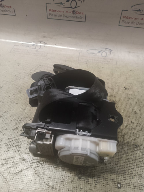 Centura stanga fata cu capsa Audi A5 2013, 8T8857705C