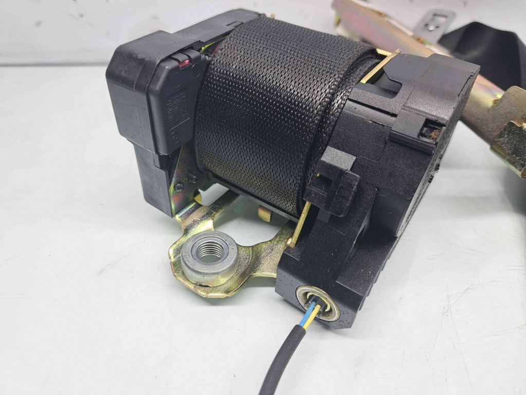 Centura stanga fata Mercedes Clasa ML (W163) [Fabr 1998-2005] A1638602985