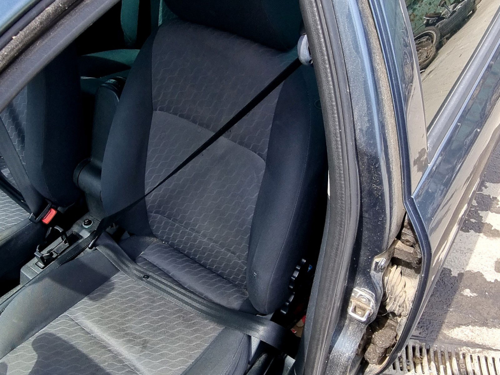 Centura stanga fata Opel Vectra C [Fabr 2003-2008] 1.9 CDTI LRD 110 KW / 150 C